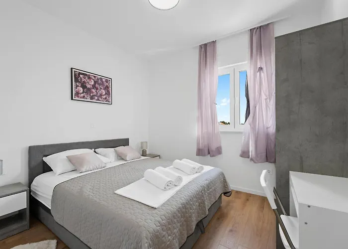 Vikendica Amazing In With Wifi